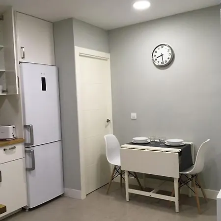 Centrico Apartament Al Lado De La Estacion D Tren Vivienda De Uso Turistico Logrono Exterior photo
